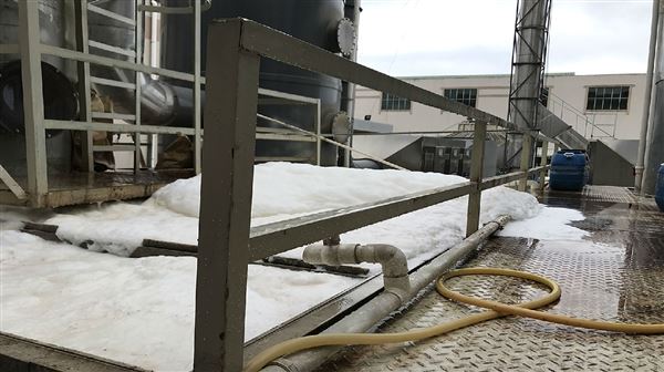 污水泡沫.jpg 污水泡沫.jpg