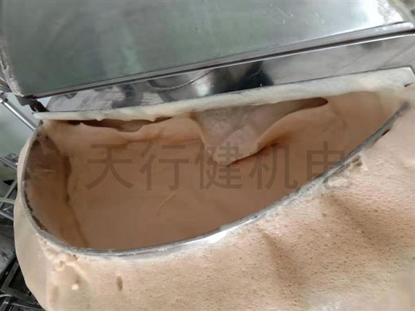 食品泡沫現(xiàn)場(chǎng) 食品泡沫現(xiàn)場(chǎng)