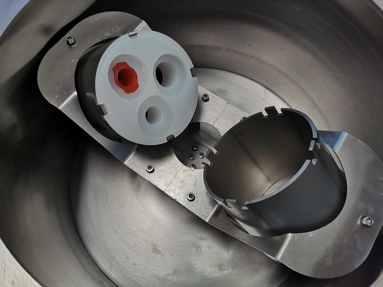 離心真空攪拌脫泡機.jpg 離心真空攪拌脫泡機.jpg